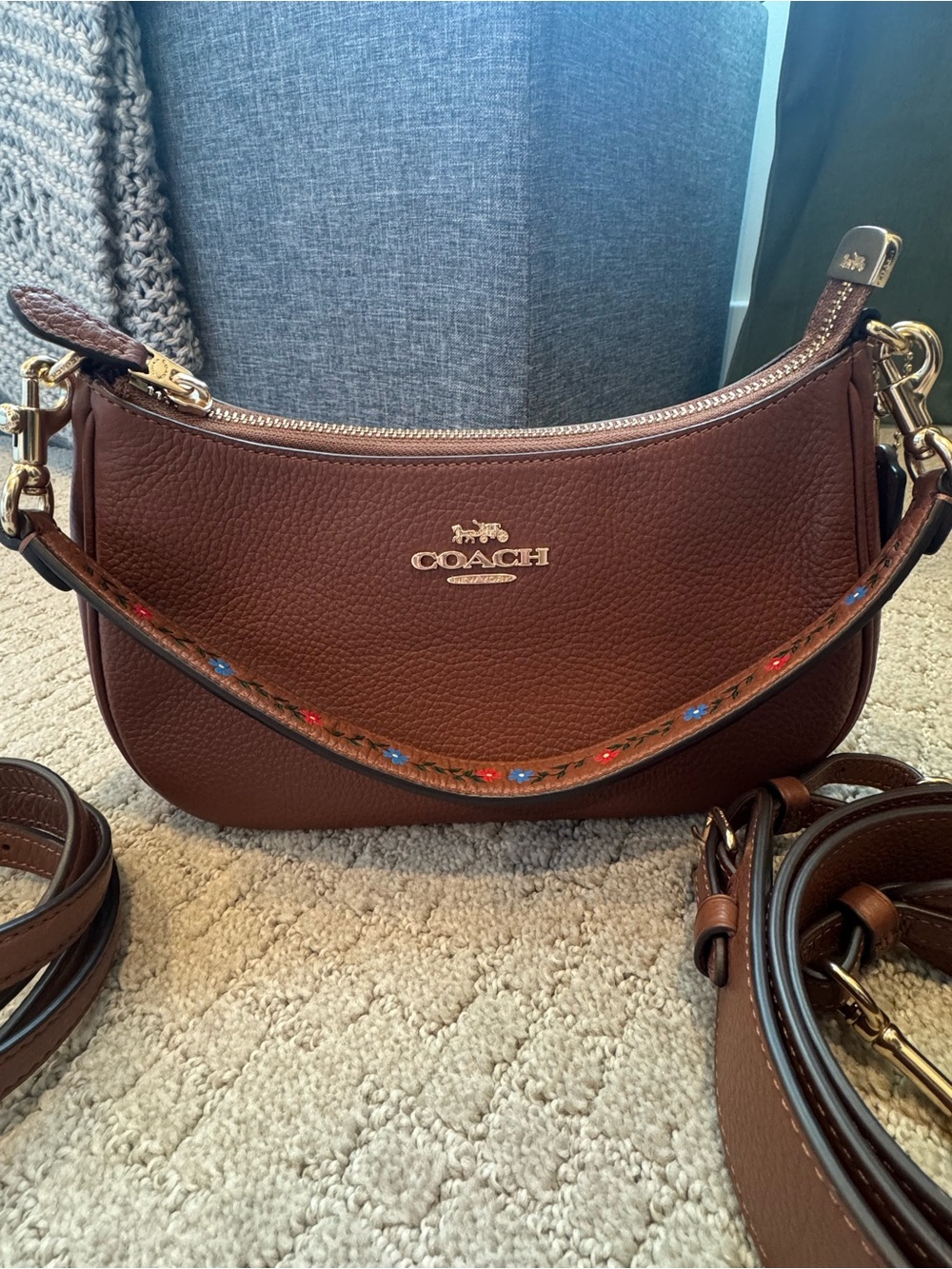Coach Teri Shoulder Bag - Picture 2 of 7